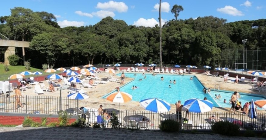 Sede do Paraná à venda reforça o 'fim das piscinas'. Lembre clubes