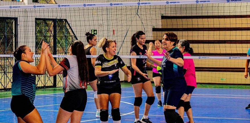 TorneioVolei_DiaMaes_previa26.1.2.jpg